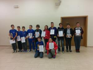 Slika 3 Mladi udeležnci Prvomajskega turnirja